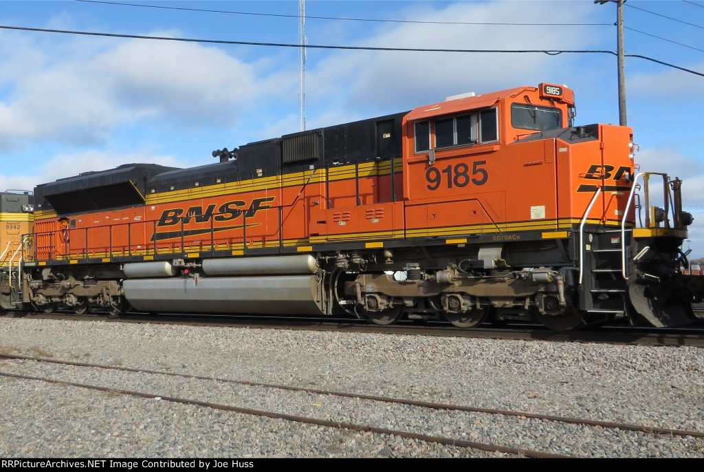 BNSF 9185